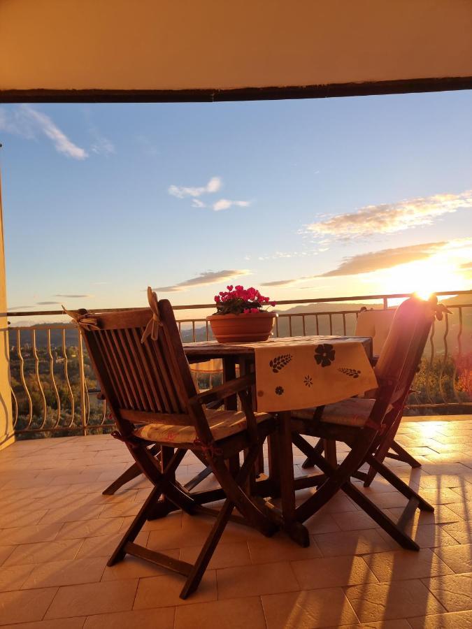 Nickyhouse Holiday Home Giffoni Sei Casali Eksteriør bilde